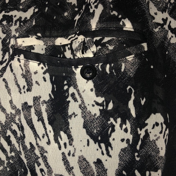 Top - Picture 6 of 6